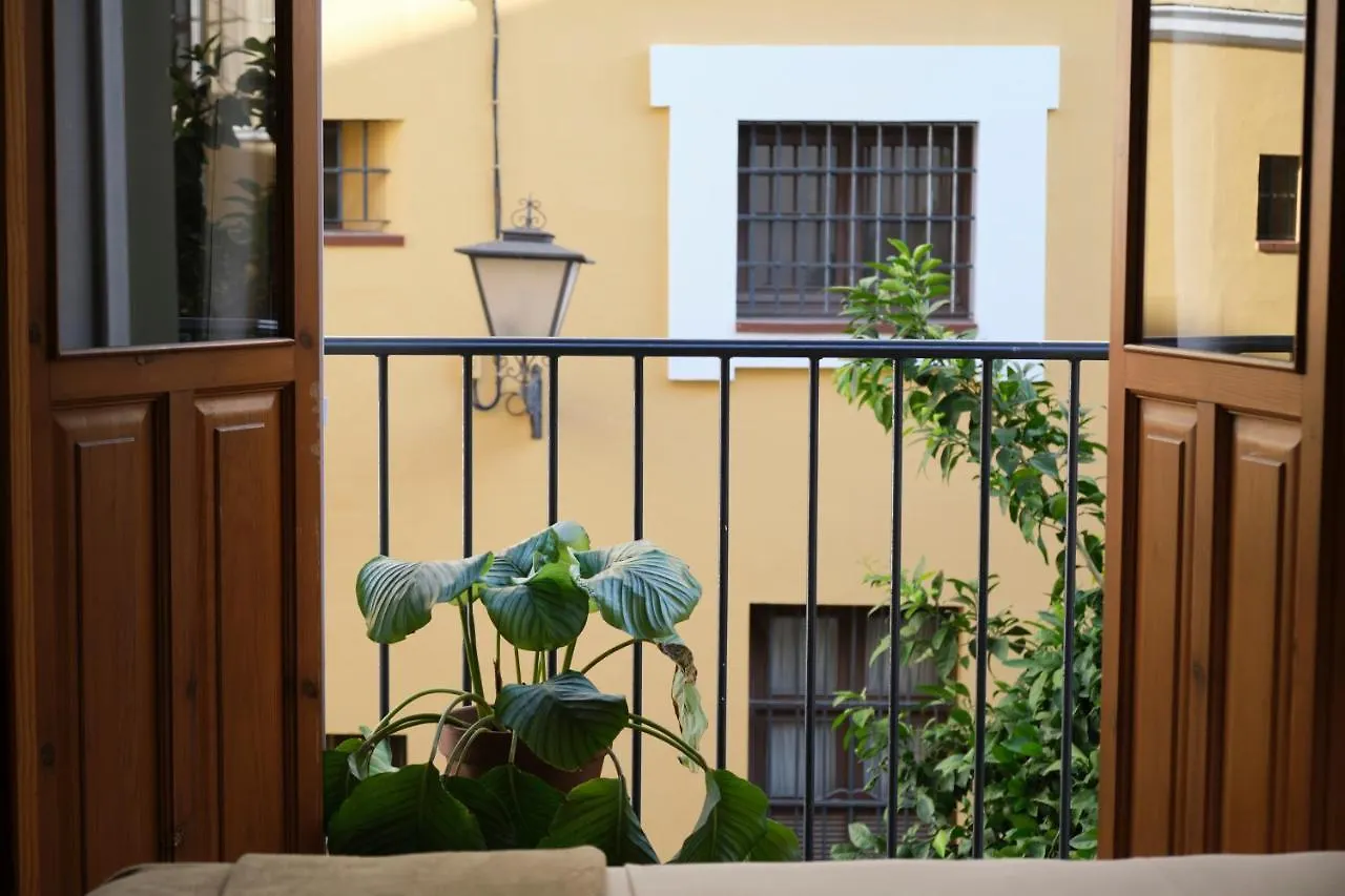 Hotel Sweet Sevilla Suites