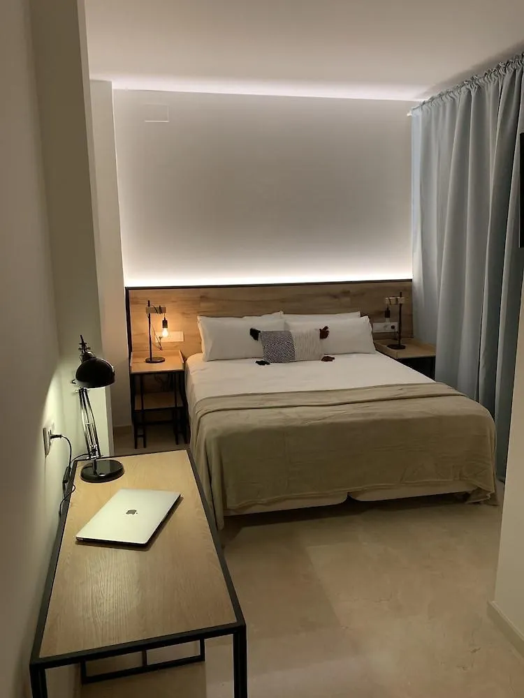 Hotel Sweet Sevilla Suites