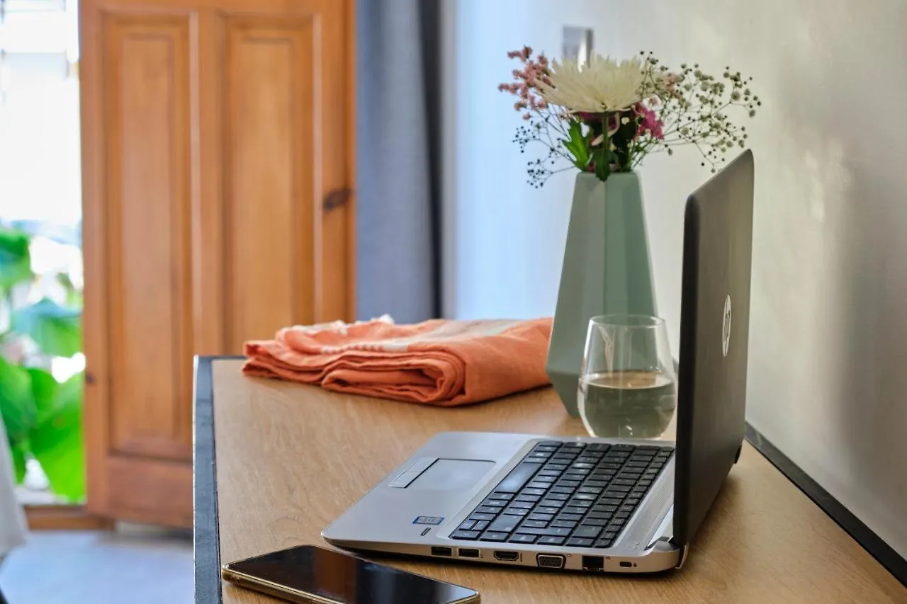 Sweet Sevilla Suites 3*, Севилья